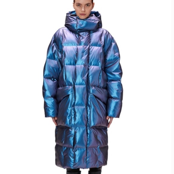 XL Rains Puffer Jacket (Laser) - Picture 1 of 4